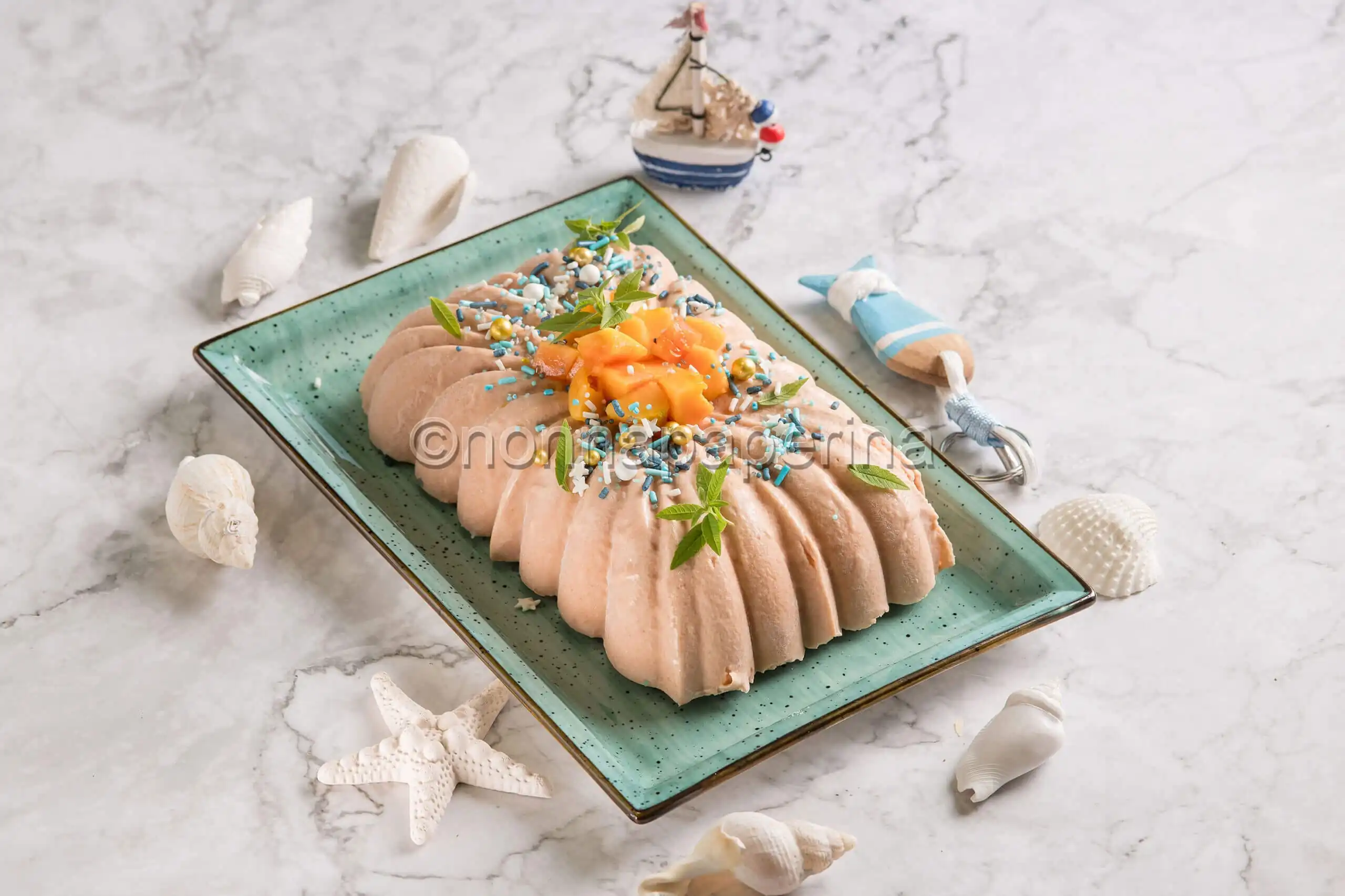 Mousse di papaya, un dolce esotico ed elegante per pranzo