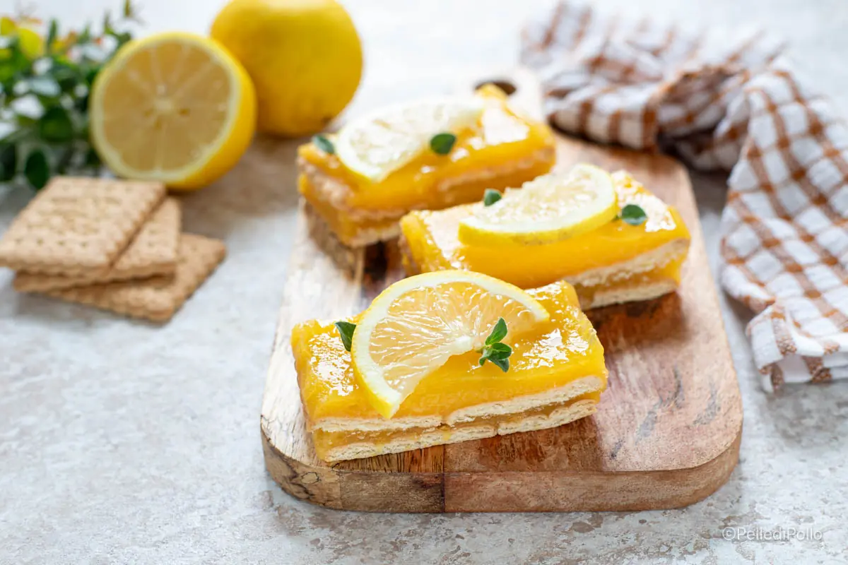 Torta di biscotti e crema al limone