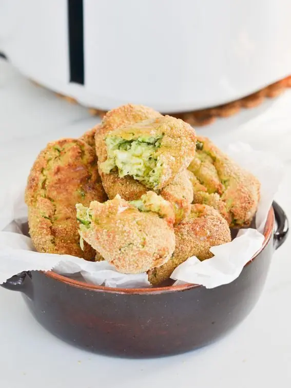 Crocchette di zucchine e provolone in friggitrice ad aria