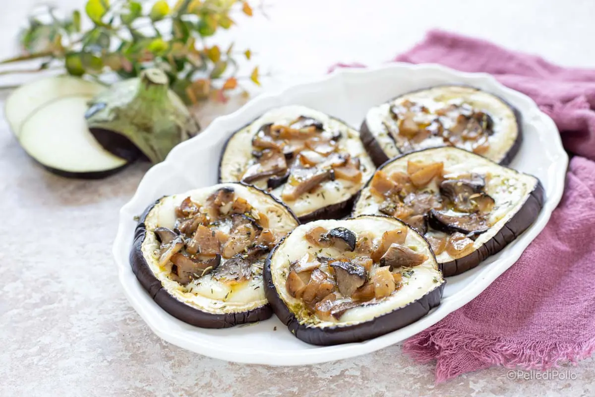 Melanzane con funghi cardoncelli al forno