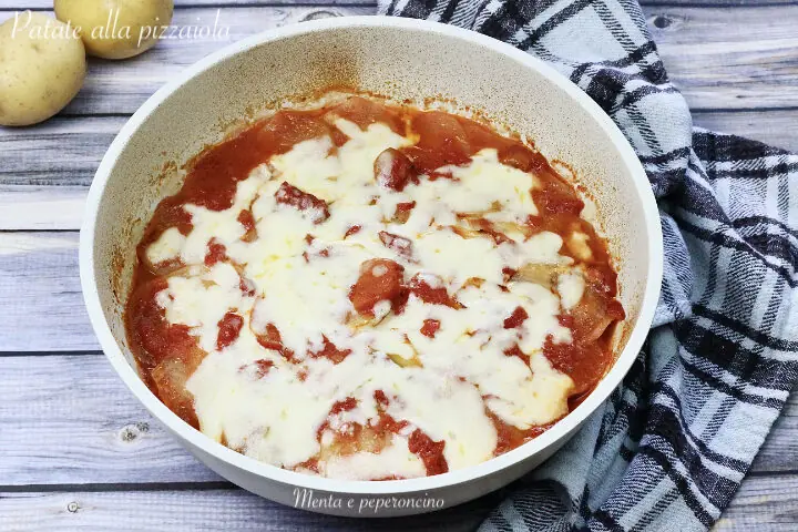Patate alla pizzaiola