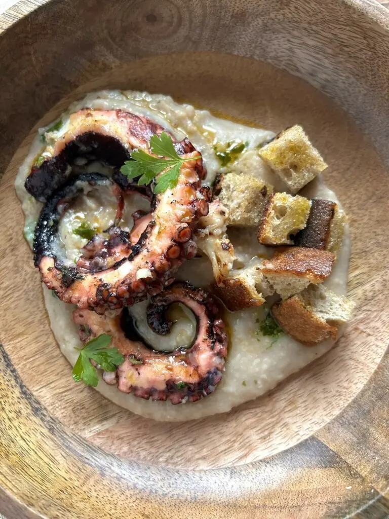 Crema di cannellini e polpo grigliato: che bontà!