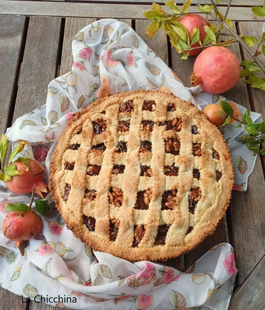 Crostata con confettura di fichi e noci