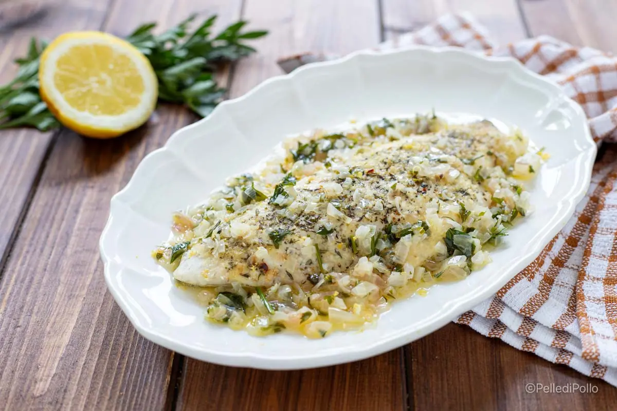 Filetti di orata al vino bianco e scalogno