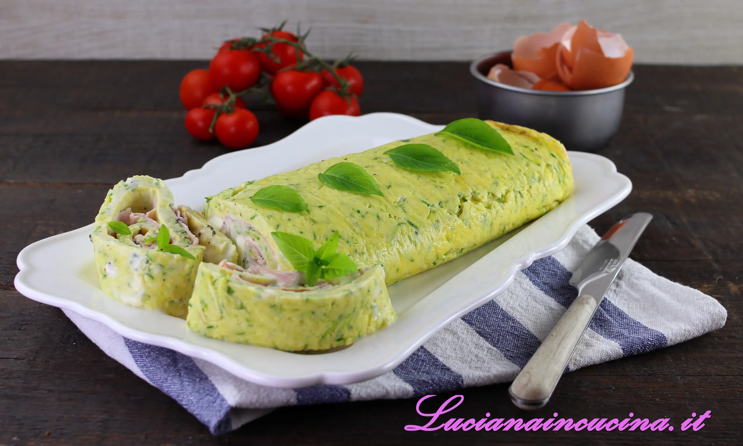 Rotolo di frittata e stracchino