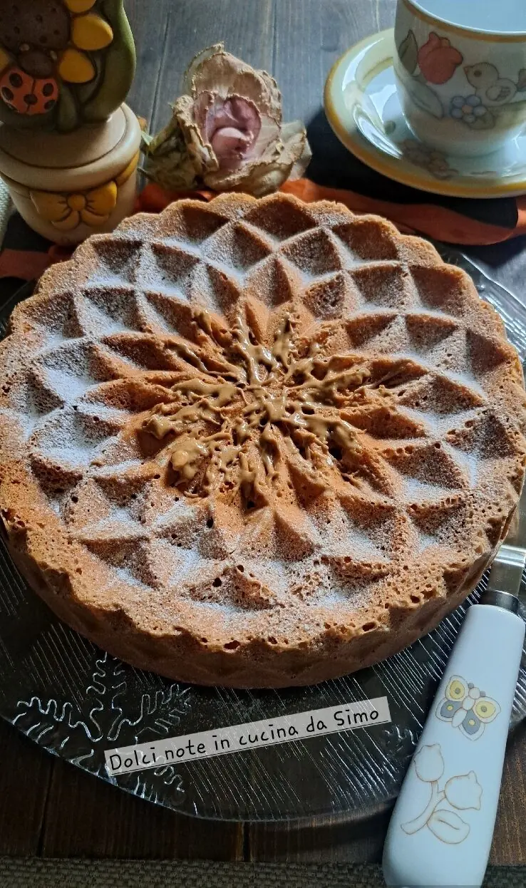 Torta morbida con crema alle arachidi