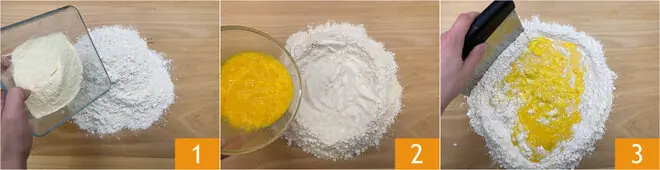 Cappellacci ripieni di zucca e amaretti su fonduta di provola