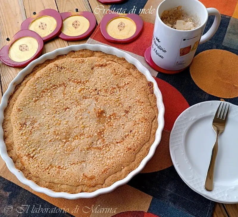 Ταρτα με μηλα και επικαλυψη παστα αμυγδαλου  //  crostata di mele e pasta di mandorla