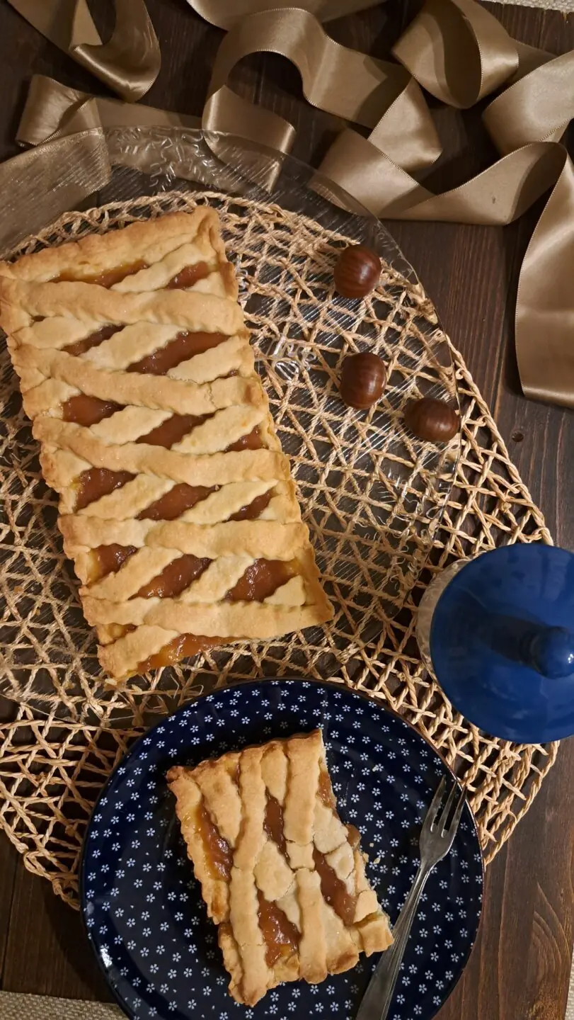 Crostata alla confettura di pere e castagne