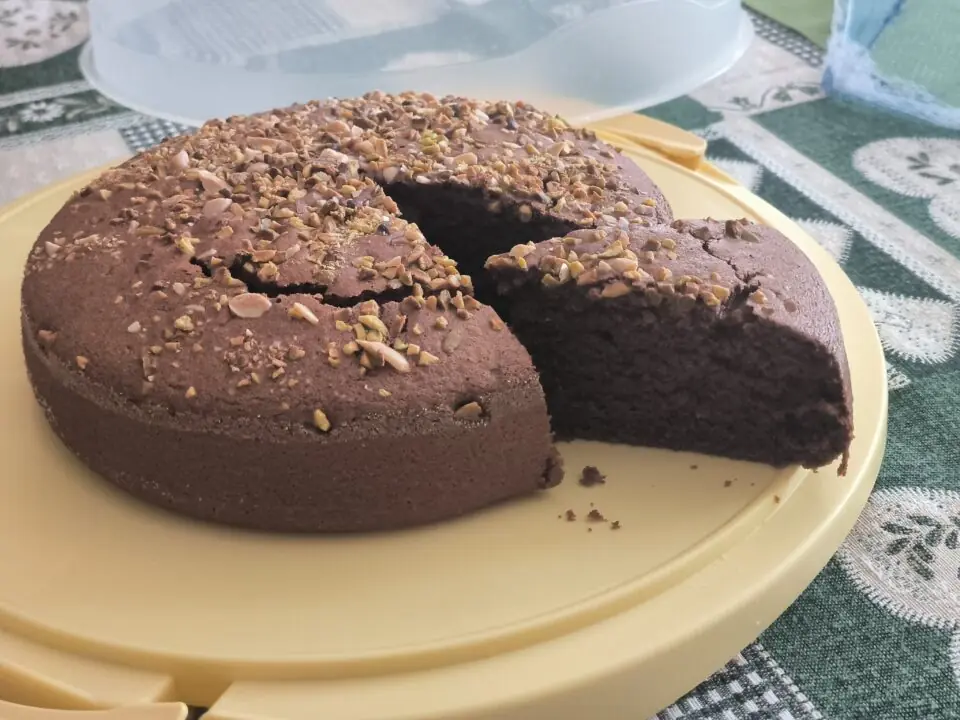 Dolce soffice con albumi senza burro