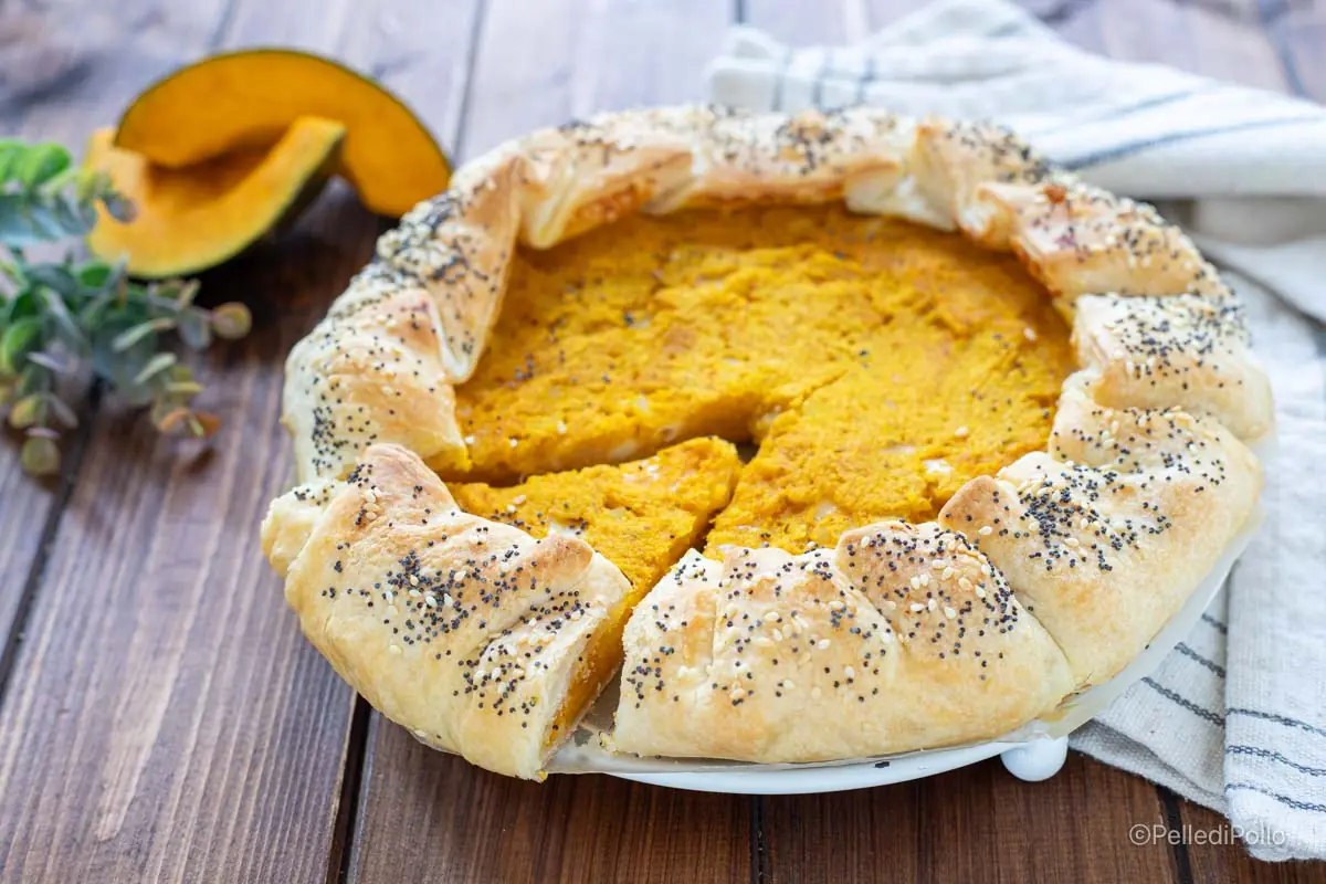 Torta salata con zucca e patate