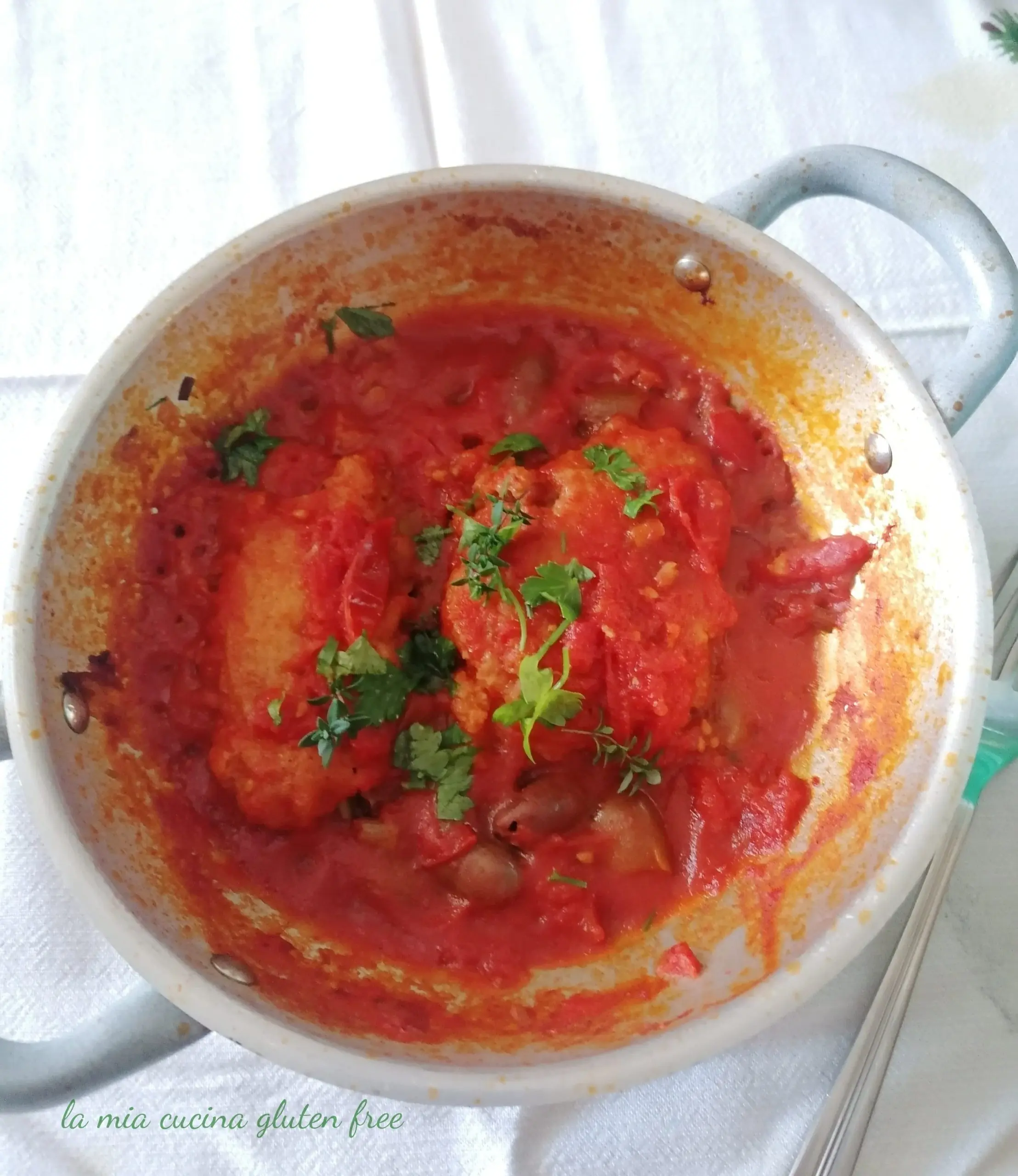 Baccalà impanato e fritto in tegame al pomodoro