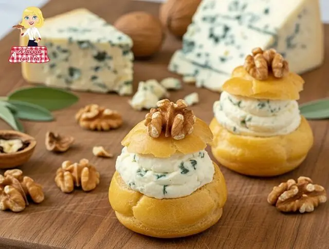 Bigne salati spuma di gorgonzola