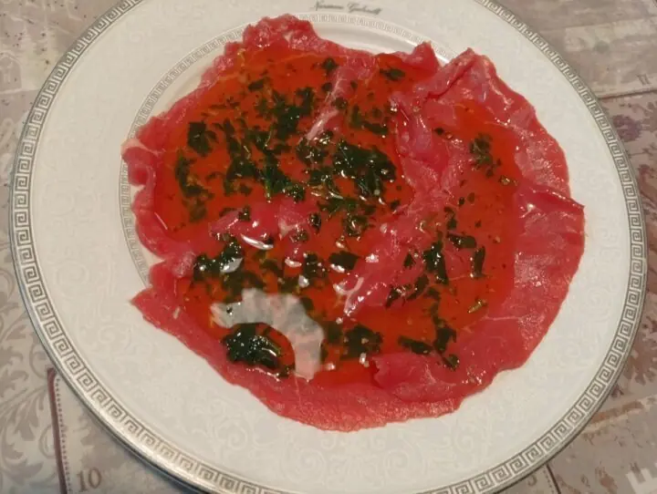 Carpaccio al salmoriglio