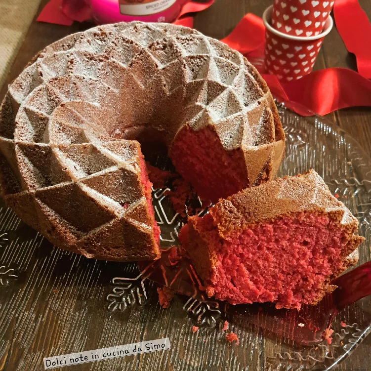 Ciambella “red” al latticello