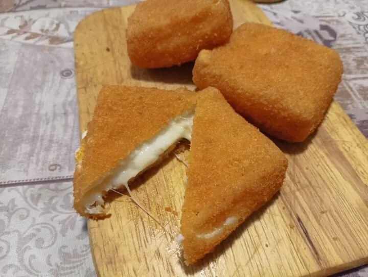 Mozzarella in carrozza al forno