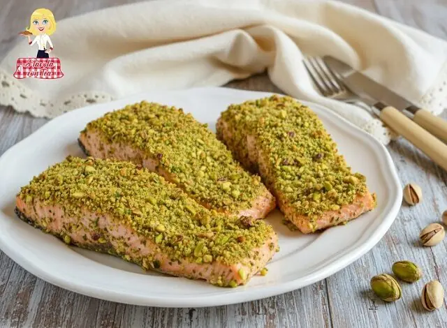 Salmone in crosta di pistacchi