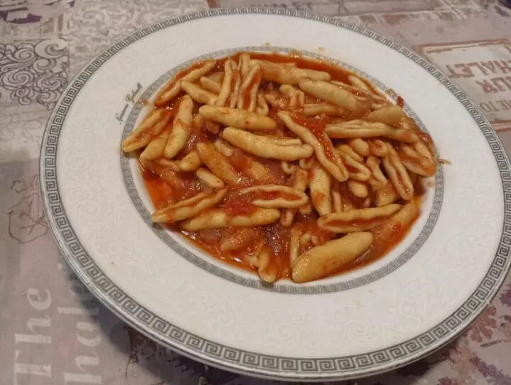 Cavatelli al ragù di cipolla di tropea