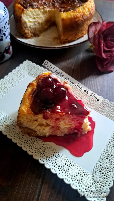 Cheesecake cotta in forno con le amarene