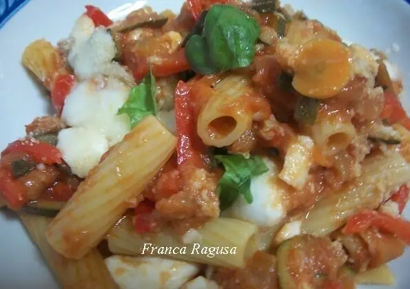 La mia pasta al ragù di verdure