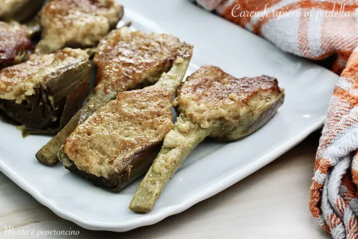 Carciofi ripieni in padella